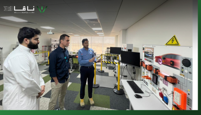 أكاديمية ناڤا تستضيف خبير السيارات عبدالحق لتعزيز خبرات الطلاب وإلهامهم1